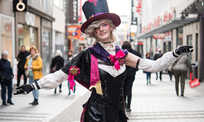 Sofia, 23, Studentin, Cosplayerin
